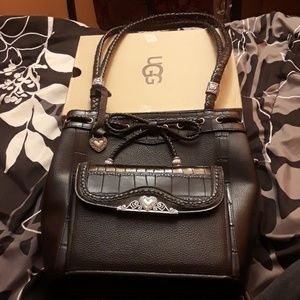 Many compartments wms black purse